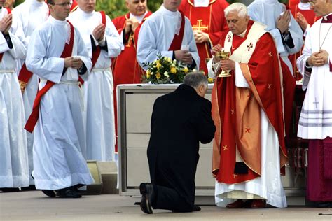 The Sacrament of Holy Communion in the Catholic Church