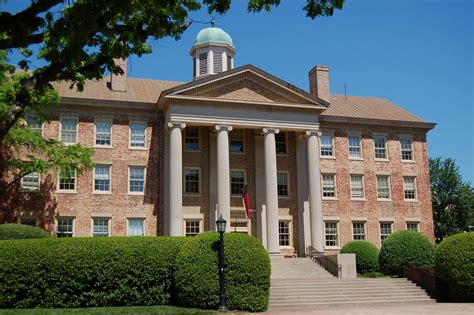 University of North Carolina Chapel Hill (UNC)