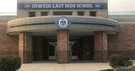 Simelton and Gatewood to lead Oswego SD 308 BOE; shorter meetings ...