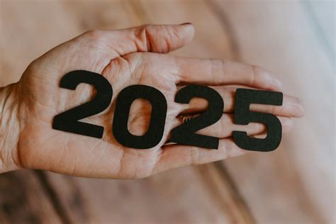 Transportation: Four industry predictions for 2025 - Fleet Summit