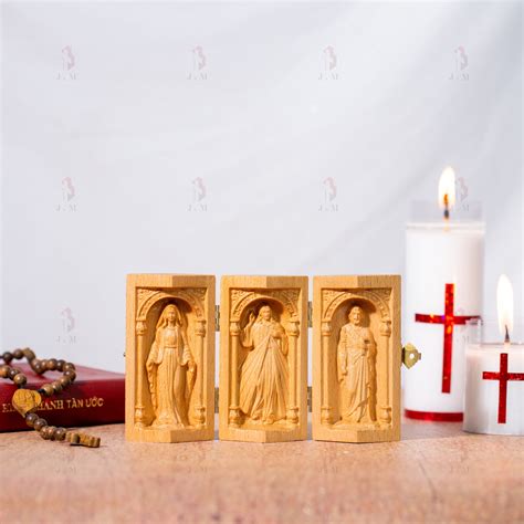Altar Wood Carving, Wood Carving catholic icons, Wooden Religious Gift ...