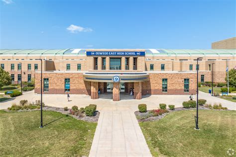2280 Plainfield Rd, Oswego, IL 60543 | Homes.com